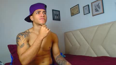 Snapshot of izaak_taylor7 chatting on February 2026 01:27:02 PM izaack online show from February 2026 01:27:02 PM