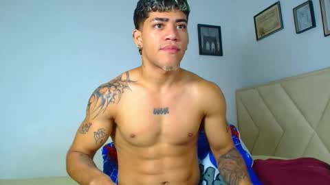 Snapshot of izaak_taylor7 chatting on February 2026 04:37:02 PM izaack online show from February 2026 04:37:02 PM