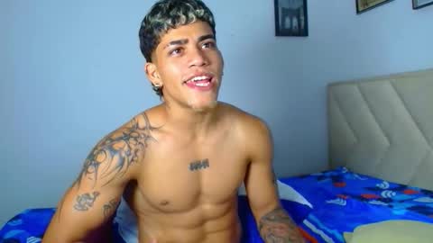 Snapshot of izaak_taylor7 chatting on February 2026 04:13:02 AM izaack online show from February 2026 04:13:02 AM