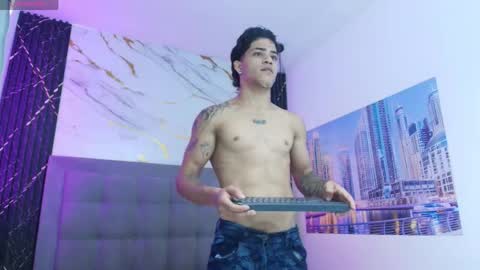 Snapshot of izaak_taylor7 chatting on April 2026 06:20:01 PM izaack online show from April 2026 06:20:01 PM