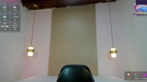 Snapshot of izelevans chatting on February 2026 12:24:02 PM izelevans online show from February 2026 12:24:02 PM