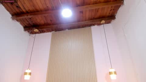 Snapshot of izelevans chatting on March 2026 06:13:01 PM izelevans online show from March 2026 06:13:01 PM