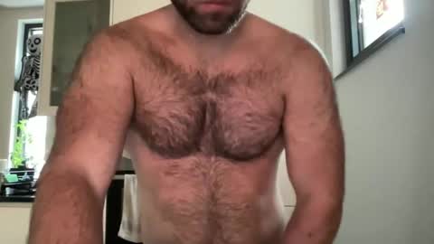 Snapshot of izylduur chatting on October 2025 08:04:02 AM Izylduur online show from October 2025 08:04:02 AM