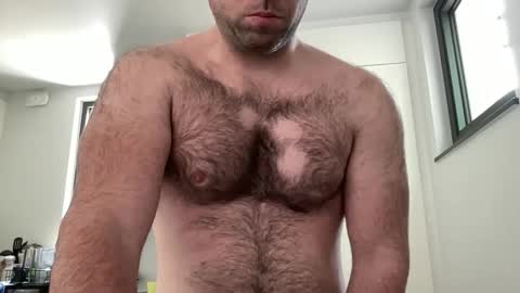 Snapshot of izylduur chatting on April 2026 10:32:01 AM Izylduur online show from April 2026 10:32:01 AM