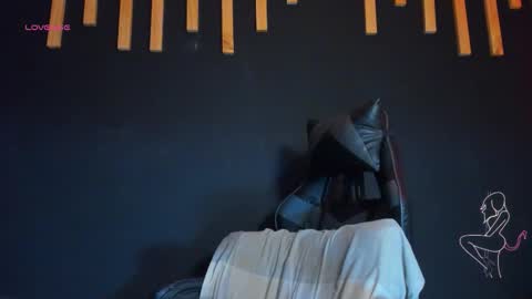 Snapshot of izyzys_baker chatting on November 2025 04:47:01 AM hot izys online show from November 2025 04:47:01 AM