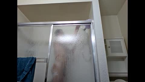 Snapshot of izzame2 chatting on January 2025 06:14:01 PM Willis online show from January 2025 06:14:01 PM