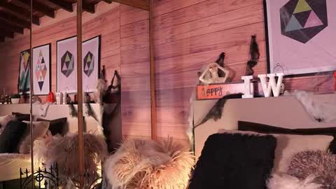 Snapshot of izzywild1 chatting on October 2025 12:00:02 PM izzywild1 online show from October 2025 12:00:02 PM