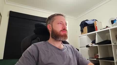 Snapshot of j0hnny_thunder chatting on October 2025 11:54:01 AM Johnny Thunder online show from October 2025 11:54:01 AM