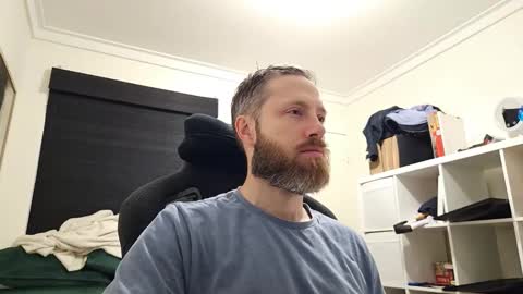 Snapshot of j0hnny_thunder chatting on October 2025 04:13:02 AM Johnny Thunder online show from October 2025 04:13:02 AM