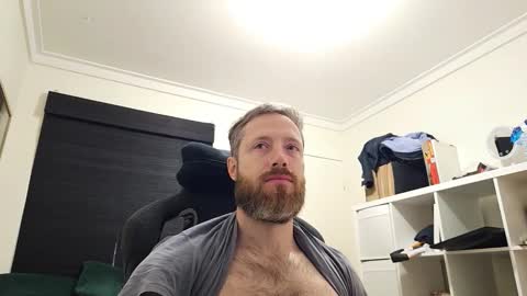 Snapshot of j0hnny_thunder chatting on October 2025 12:55:02 AM Johnny Thunder online show from October 2025 12:55:02 AM