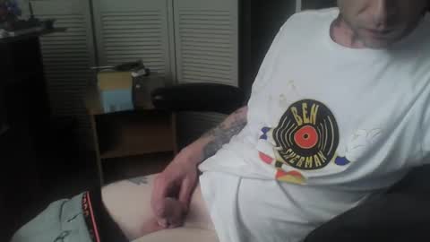 Snapshot of j3rkz chatting on December 2024 02:33:01 PM J3RKZ online show from December 2024 02:33:01 PM