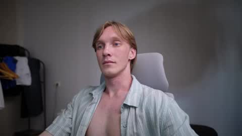 Snapshot of j_akira13 chatting on June 2026 09:02:01 AM Danny online show from June 2026 09:02:01 AM