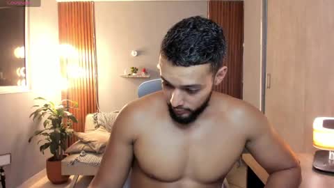 Calix  Independient model Insta and twt Calixsnake online show from May 2026 11:55:01 PM