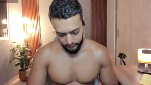 Calix  Independient model Insta and twt Calixsnake online show from May 2026 11:32:01 PM