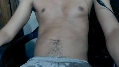 Snapshot of j_castello chatting on February 2025 02:38:01 AM J online show from February 2025 02:38:01 AM