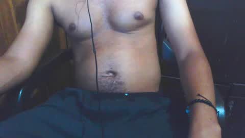 Snapshot of j_castello chatting on May 2026 01:46:01 AM J online show from May 2026 01:46:01 AM
