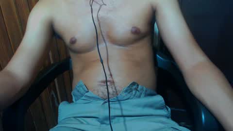 Snapshot of j_castello chatting on May 2026 03:02:01 AM J online show from May 2026 03:02:01 AM