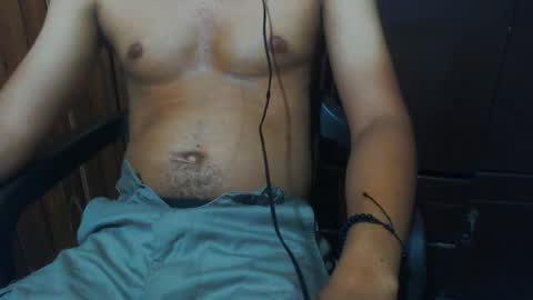 Snapshot of j_castello chatting on May 2026 01:56:01 AM J online show from May 2026 01:56:01 AM
