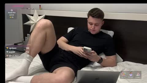 Snapshot of j_lyle_x chatting on May 2026 05:08:01 PM j_lyle_x online show from May 2026 05:08:01 PM