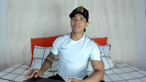 i am juan musiry independent model  online show from January 2025 05:11:02 AM