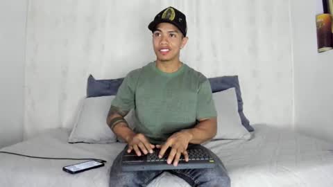 i am juan musiry independent model  online show from February 2025 10:07:02 AM