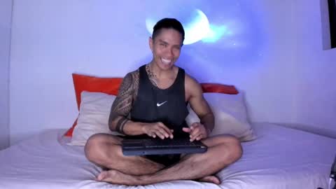 i am juan musiry independent model  online show from October 2025 02:21:02 AM