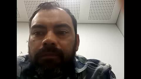 Snapshot of j_smiht02 chatting on April 2026 12:51:02 PM james online show from April 2026 12:51:02 PM