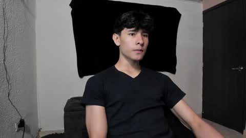 Snapshot of j_u_p_i_t_e_r chatting on December 2024 11:11:02 AM Noah online show from December 2024 11:11:02 AM