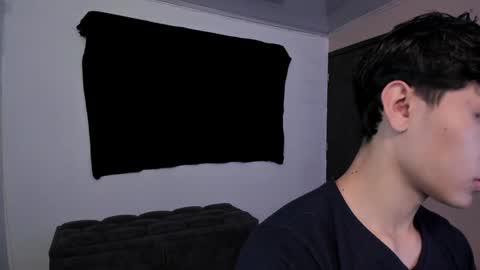 Snapshot of j_u_p_i_t_e_r chatting on December 2024 12:55:01 PM Noah online show from December 2024 12:55:01 PM