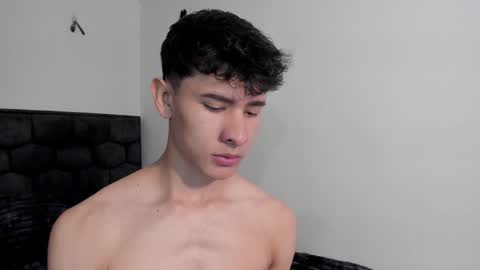 Snapshot of j_u_p_i_t_e_r chatting on January 2025 12:19:02 PM Noah online show from January 2025 12:19:02 PM