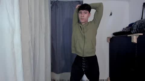 Snapshot of j_u_p_i_t_e_r chatting on February 2025 02:26:01 PM Noah online show from February 2025 02:26:01 PM