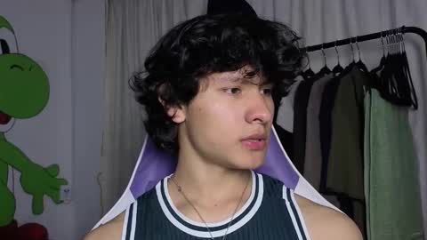 Snapshot of j_u_p_i_t_e_r chatting on September 2025 07:57:01 PM Noah online show from September 2025 07:57:01 PM