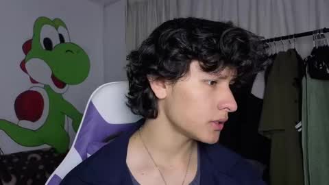 Snapshot of j_u_p_i_t_e_r chatting on September 2025 01:33:01 PM Noah online show from September 2025 01:33:01 PM