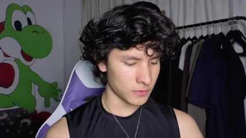 Snapshot of j_u_p_i_t_e_r chatting on September 2025 01:27:02 AM Noah online show from September 2025 01:27:02 AM