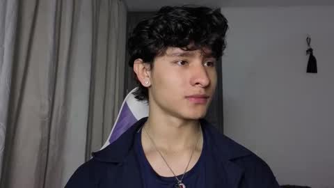 Snapshot of j_u_p_i_t_e_r chatting on November 2025 10:10:02 PM Noah online show from November 2025 10:10:02 PM