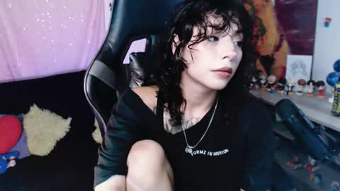 jade 18  online show from March 2026 02:07:02 AM