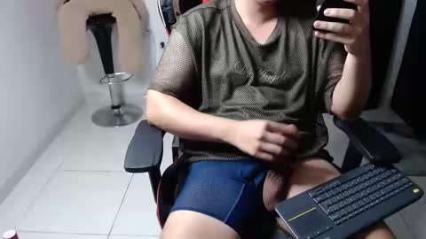 Snapshot of jack_boy_cum chatting on October 2025 04:48:01 AM Jack online show from October 2025 04:48:01 AM