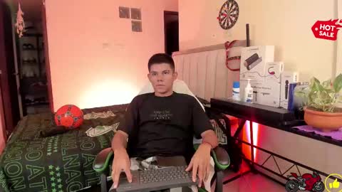 Snapshot of jack_castell chatting on October 2025 11:08:02 AM JACK CASTELL online show from October 2025 11:08:02 AM