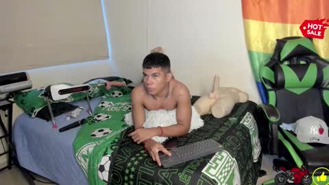 Snapshot of jack_castell chatting on November 2025 10:48:01 PM JACK CASTELL online show from November 2025 10:48:01 PM