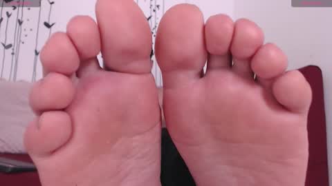 Snapshot of jack_hills2 chatting on September 2025 12:07:02 PM online show from September 2025 12:07:02 PM