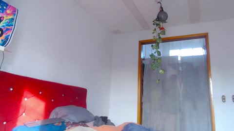 Snapshot of jack_s21 chatting on April 2026 09:48:02 PM Laick online show from April 2026 09:48:02 PM