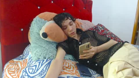 Snapshot of jack_s21 chatting on April 2026 06:19:01 AM Laick online show from April 2026 06:19:01 AM