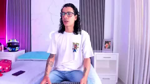 Snapshot of jackandrosse_ chatting on October 2025 01:56:02 PM Jack Rosse online show from October 2025 01:56:02 PM