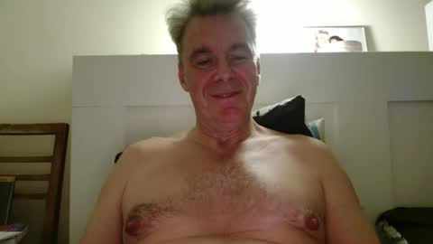 Snapshot of jackblack650 chatting on November 2025 10:33:02 PM jackblack650 online show from November 2025 10:33:02 PM