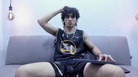 Jackes Taylor online show from September 2025 04:27:02 AM