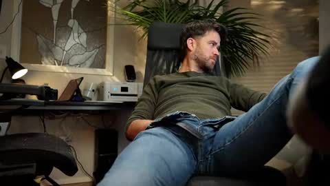 Snapshot of jackoffdude85 chatting on March 2026 04:30:02 AM Colten Carter online show from March 2026 04:30:02 AM