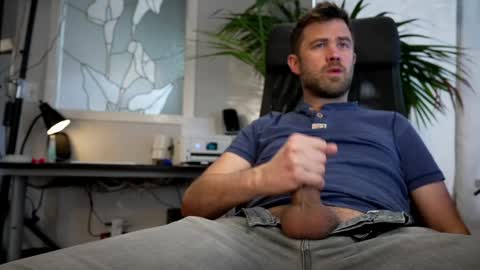 Snapshot of jackoffdude85 chatting on April 2026 08:22:01 PM Colten Carter online show from April 2026 08:22:01 PM