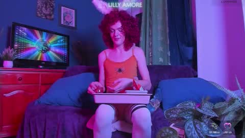 LillyAmore online show from October 2025 05:46:02 PM