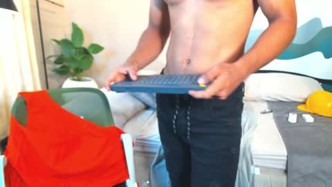 Jackson Bell online show from December 2024 04:32:01 PM