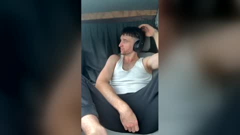 Snapshot of jacksonbutts chatting on May 2026 12:27:01 AM jacksonbutts online show from May 2026 12:27:01 AM